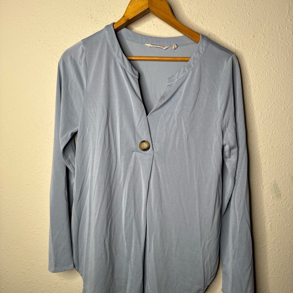Soft Surroundings Tia Button Pleated V-Neck Long Sleeve‎ Jersey Knit Top Size Sm - Picture 3 of 10